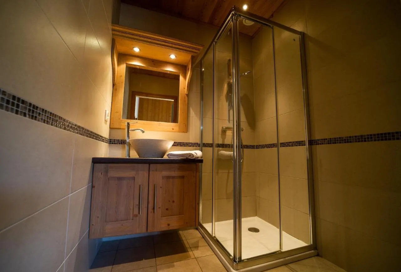 Gite Balneo Au Coeur Des Alpes Taninges Apartment