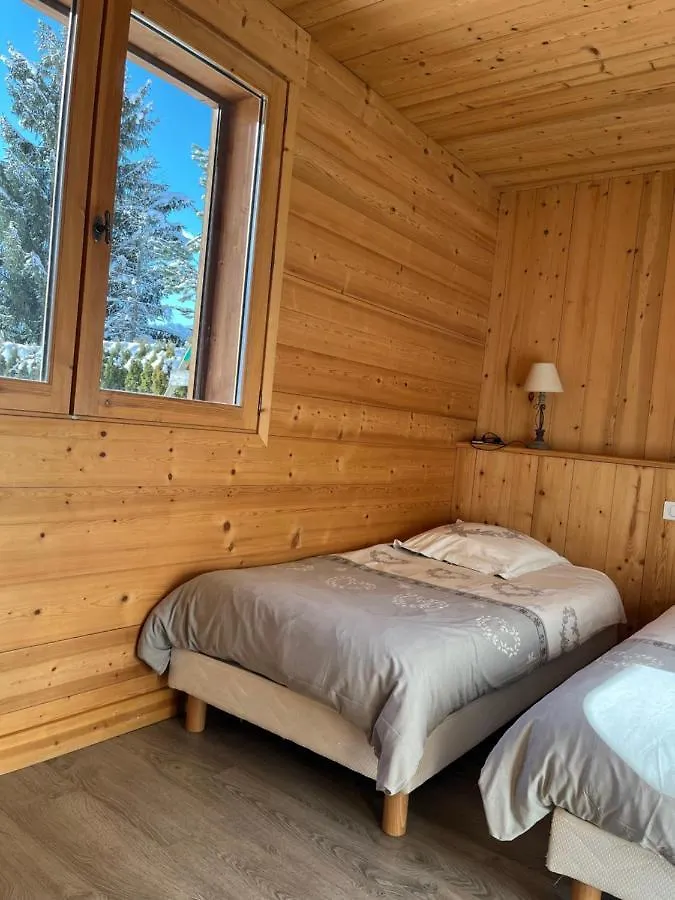 Gite Balneo Au Coeur Des Alpes Taninges Apartment