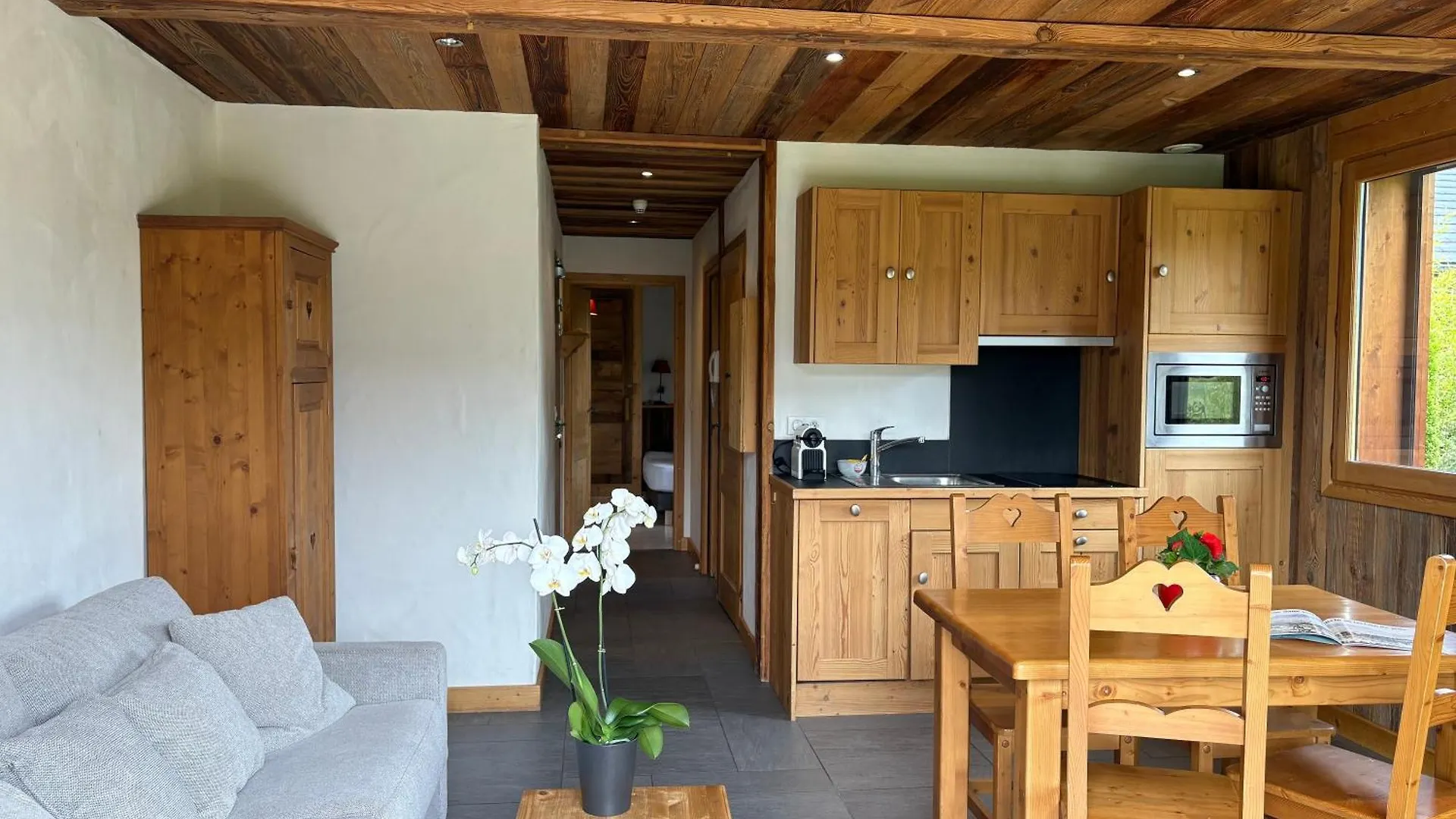 Gite Balneo Au Coeur Des Alpes Taninges Apartment