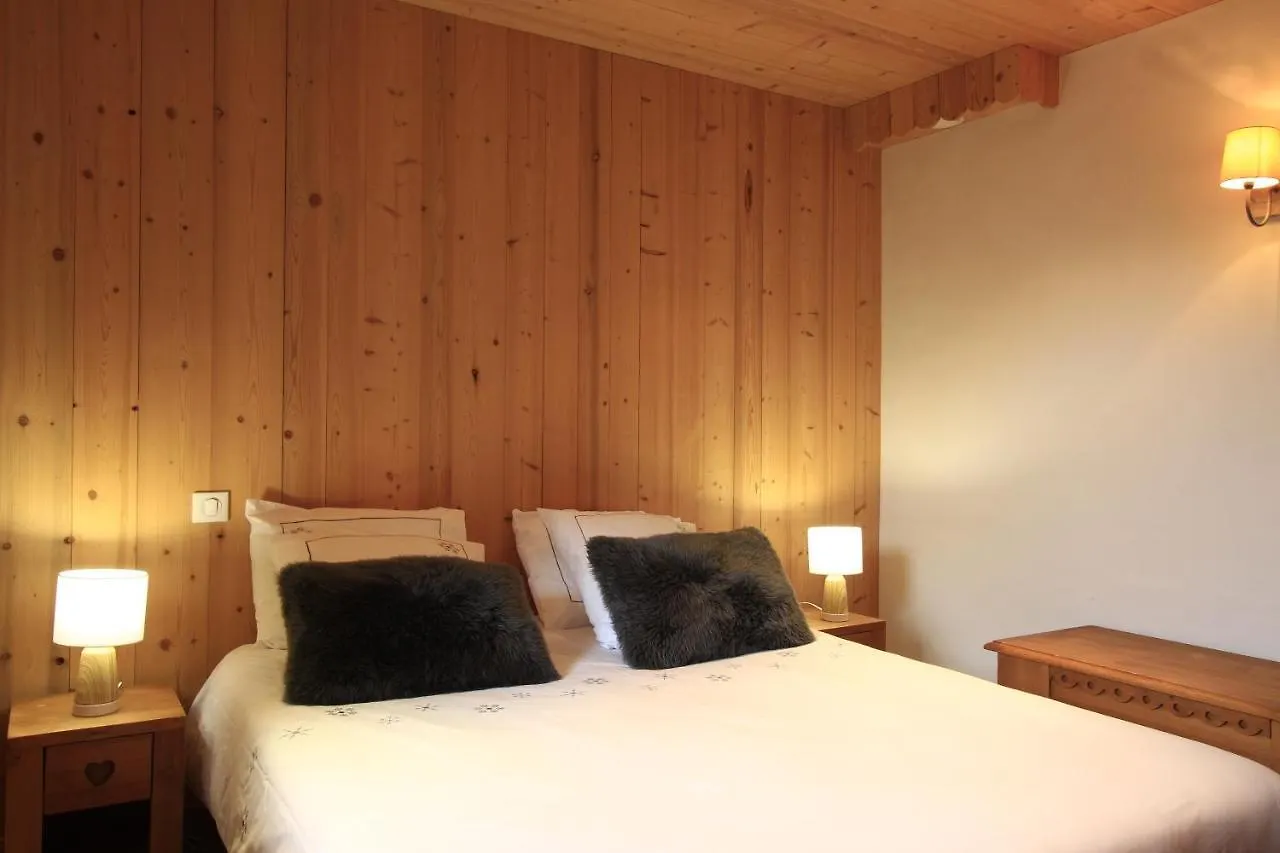 Gite Balneo Au Coeur Des Alpes Taninges 0*,  France
