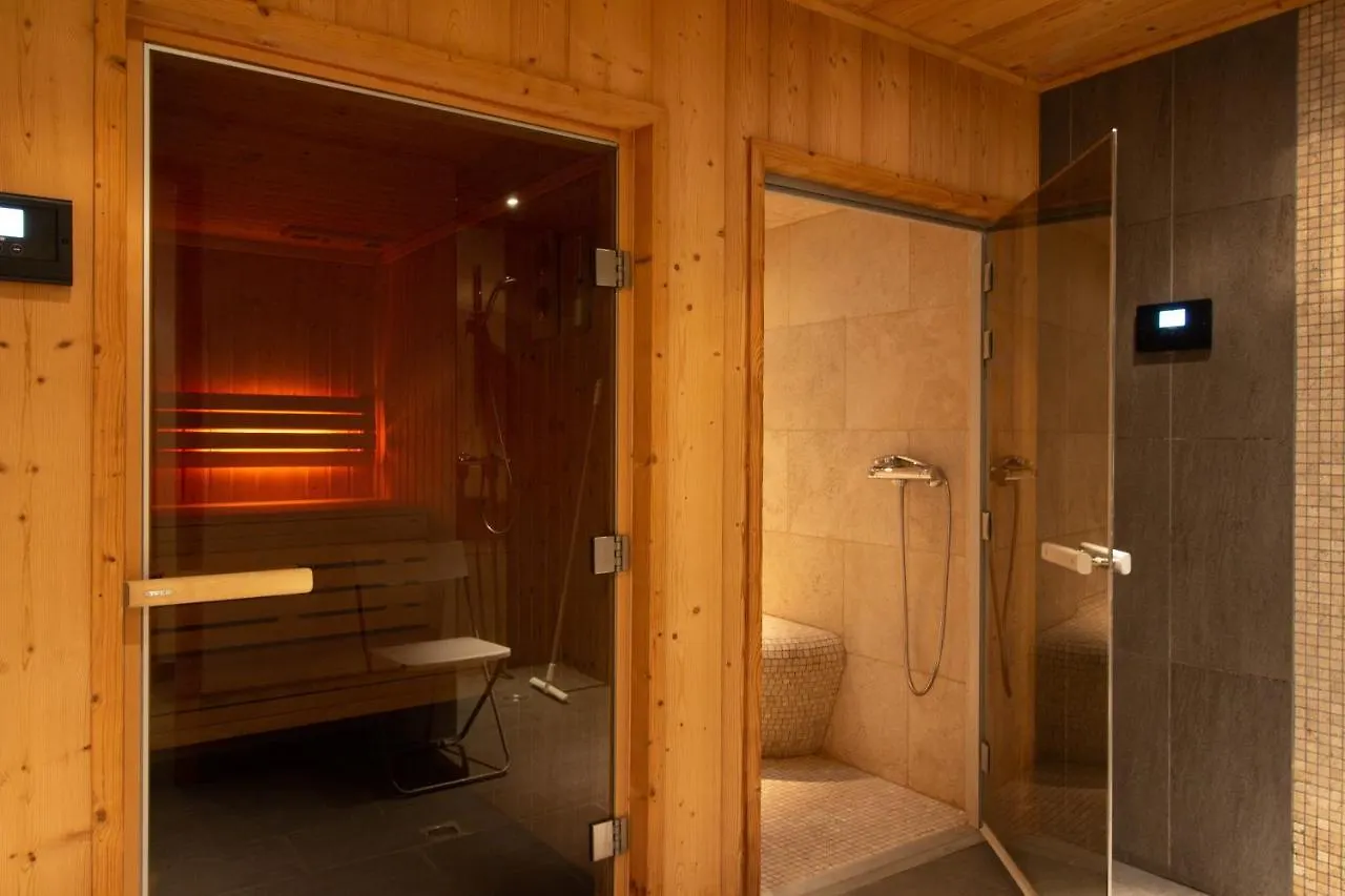Gite Balneo Au Coeur Des Alpes Taninges 0*,