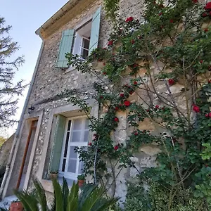 https://mas-de-frigoulet-la-rose-des-vents.fr-provencehotel.com