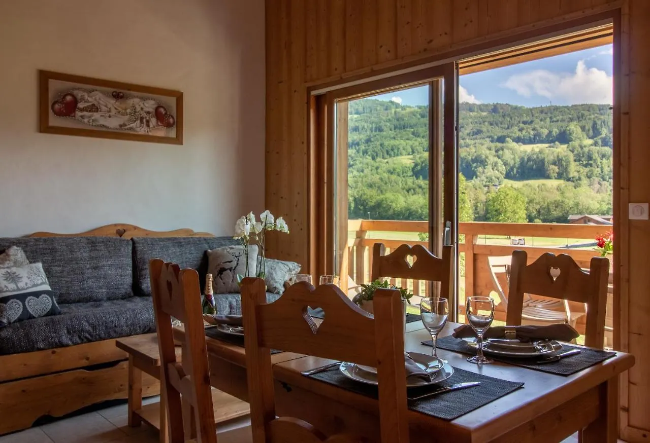 Gite Balneo Au Coeur Des Alpes Taninges